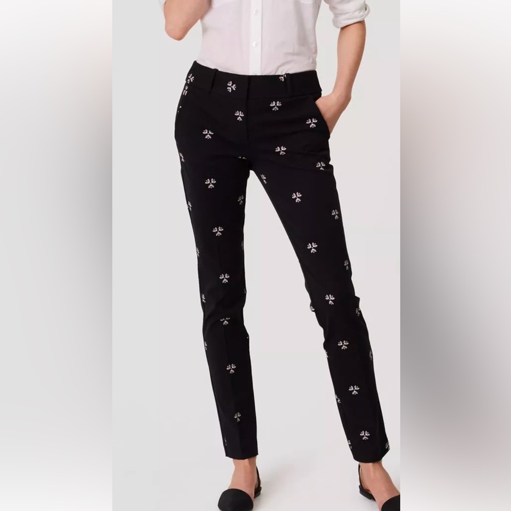 Ann‎ Taylor LOFT Petaled Essential Skinny Ankle Pants-Marisa Fit. Worn about 5x